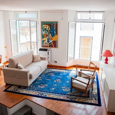 Apartment Casa Otto Nel Cuore Di By Wonderful Italy Genua